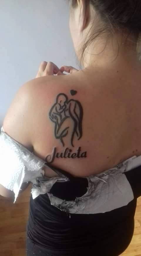 Tatuagens de nombres donde quedan mejor 33