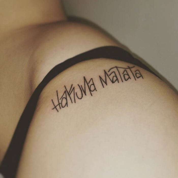 Tatouages de nombres en el brazo para hombres 25