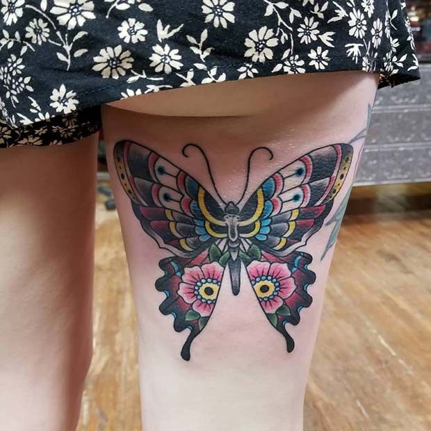 Tatuajes de nombres en la nuca 60