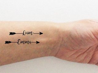 Tatuajes de nombres flechas 2
