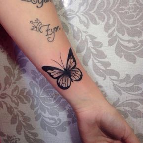 Tatuajes de nombres gabriela en el brazo 53