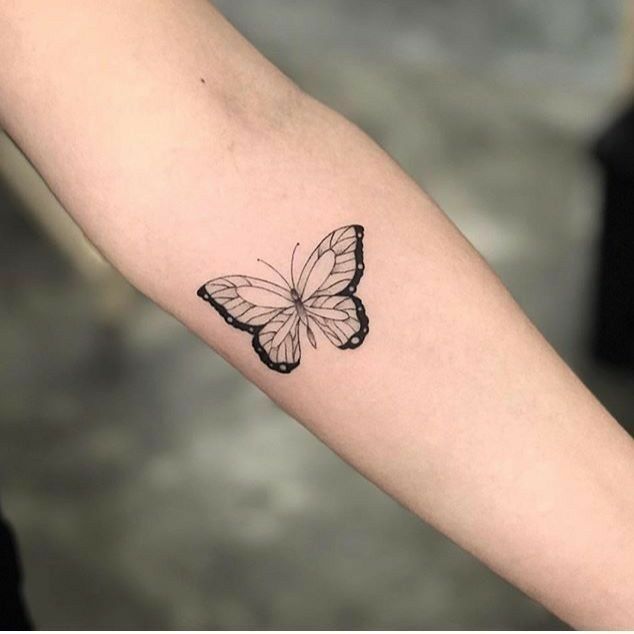 Tatuajes de nombres gabriela en el brazo 8