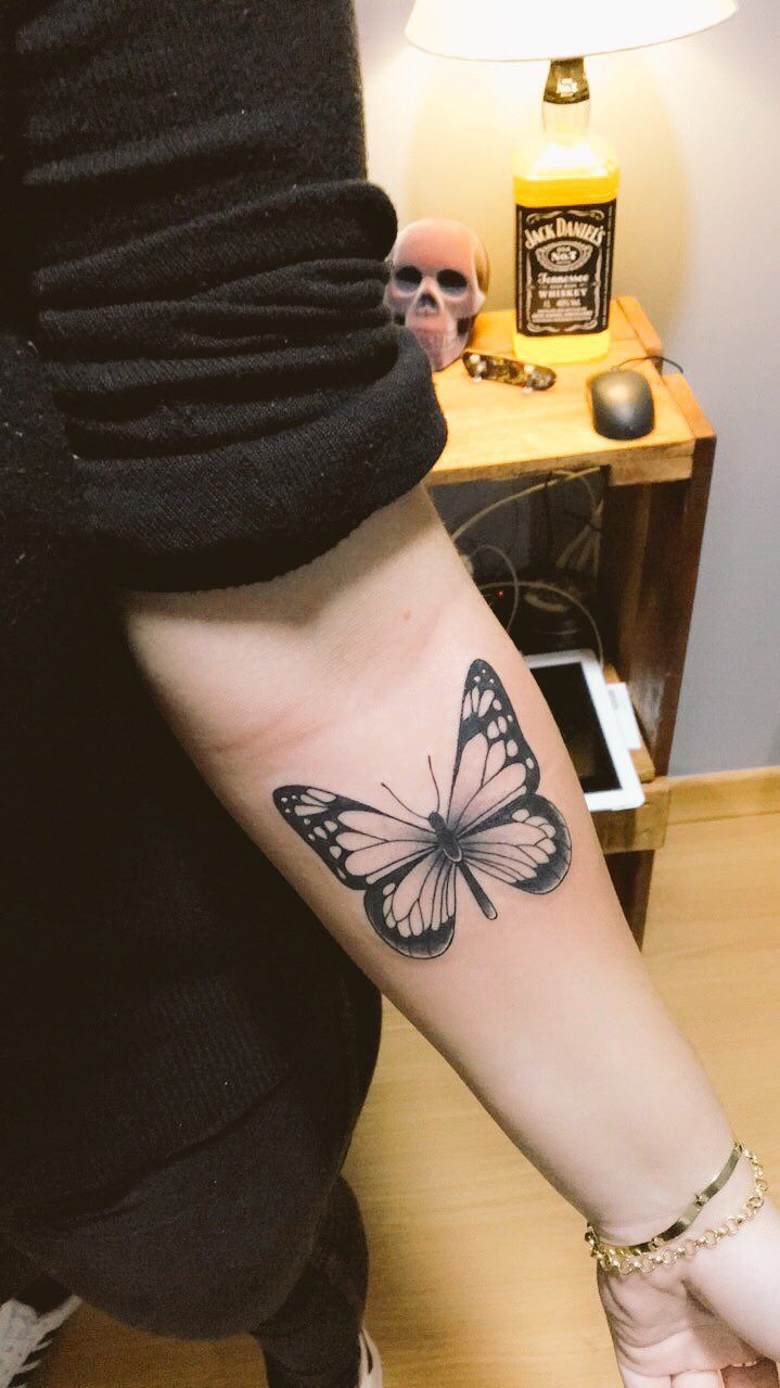 Tatuajes de nombres gabriela en el brazo 38