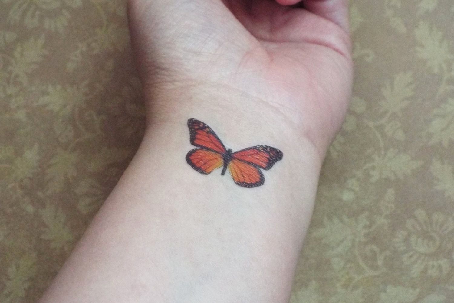 Tatuajes de nombres gabriela en el brazo 61