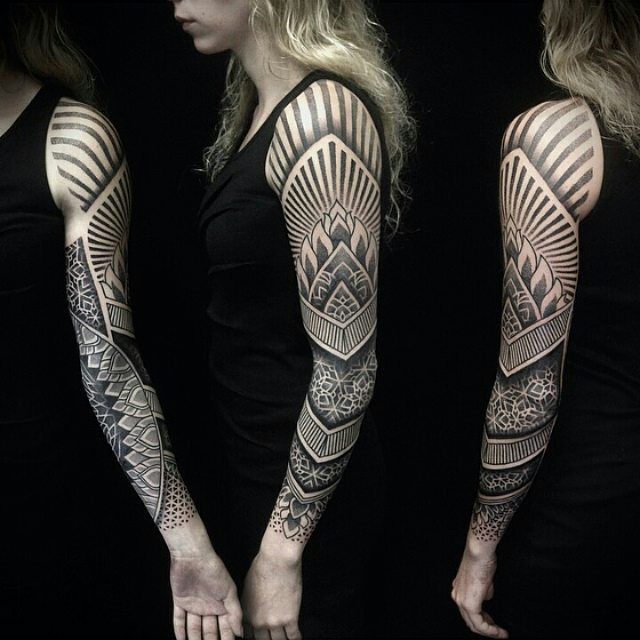 Tatuaggi di nombres ivan 44