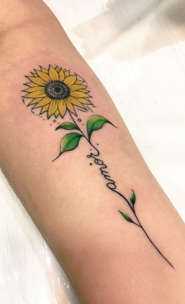 Tatuajes de nombres liliana 18