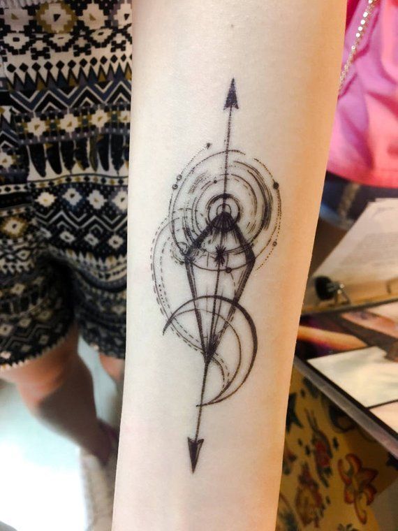 Tattoos of nombres luna 8