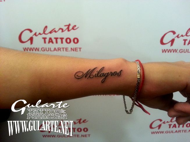 Tatuajes de nombres milagros 1