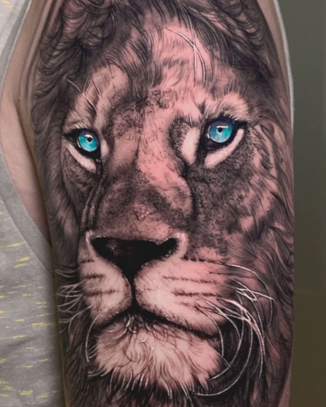 Tatuaggi di nombres olivia 11