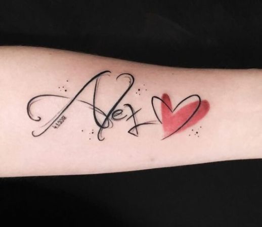 Tatuajes de nombres para la mano