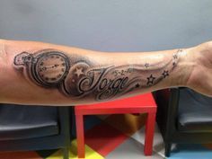 Tattoos of nombres rafael en el brazo 4