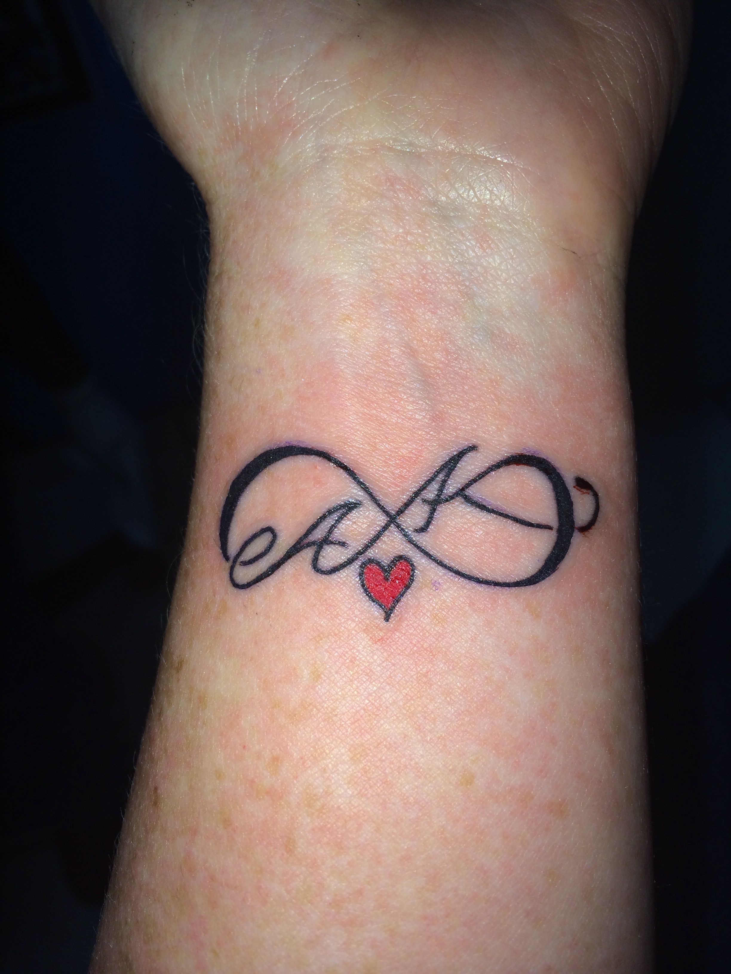 Tattoos von nombres sombreados 22