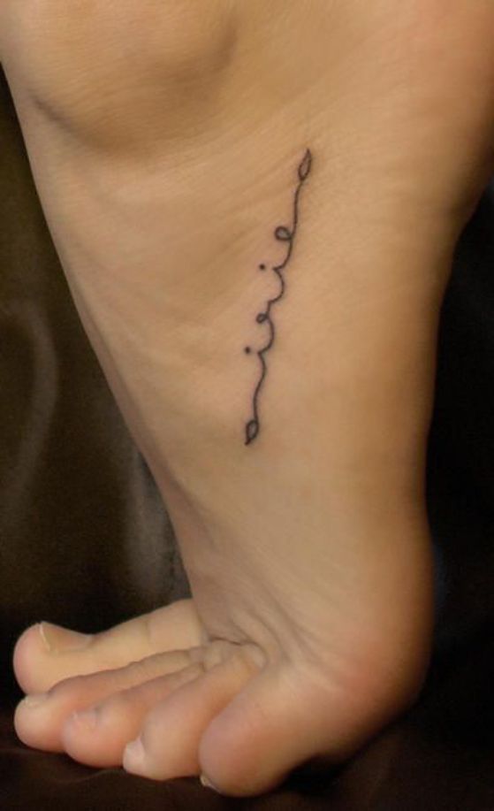 Tatuaggi di nombres tipo firma 15