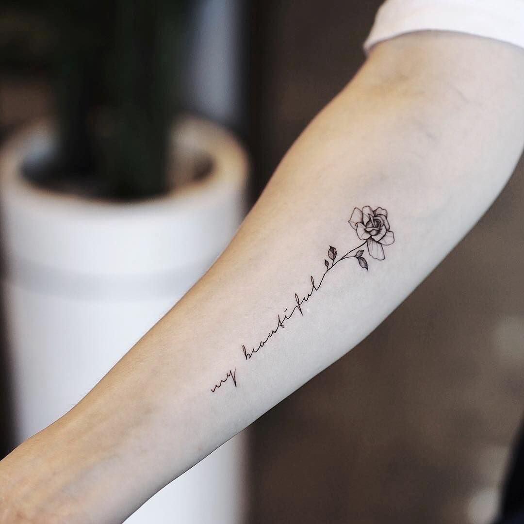 Tattoos von nombres valentina para mujer 6