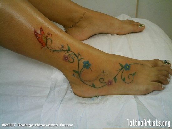 Tattoos von nombres valentina para mujer 22