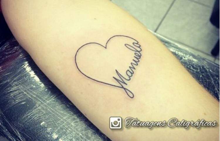 Tattoos von nombres valentina para mujer 25