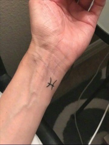 Tattoos of piscis 4