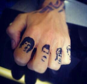 Tatouages de queen band 15
