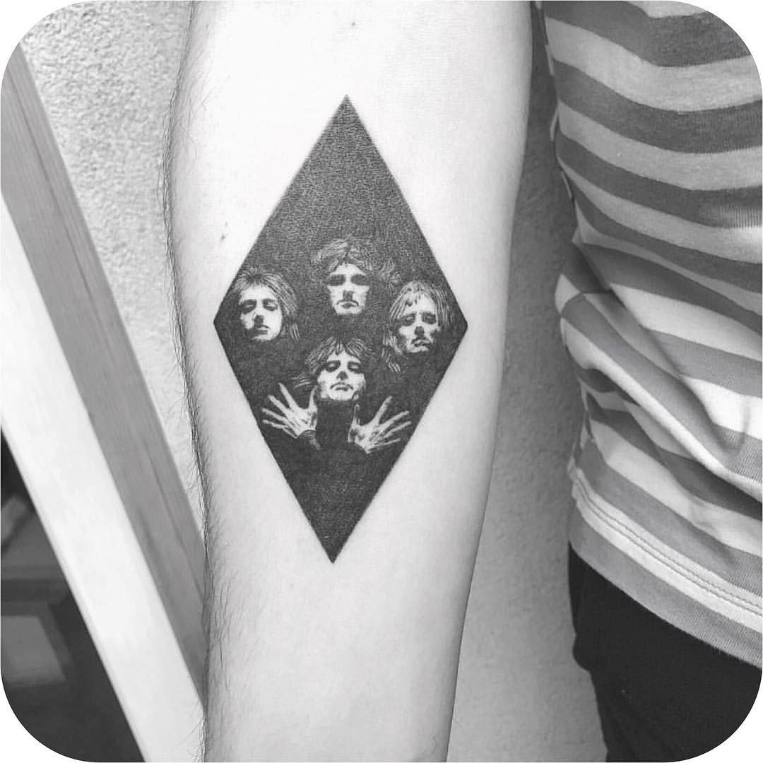 Tatouages de queen band 6