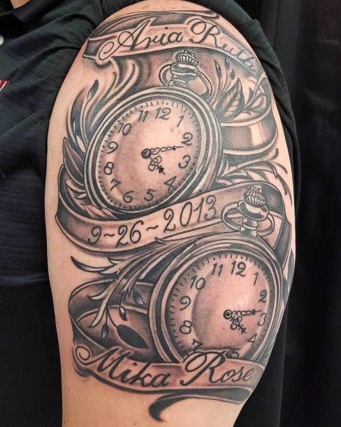 Tatuaggi di relojes con nombres y fechas 3
