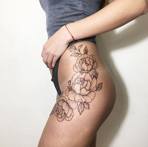Tatouages de rosas en el hombro 23