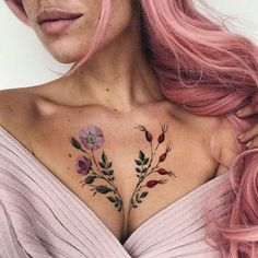 Tatuajes de rosas en el pecho