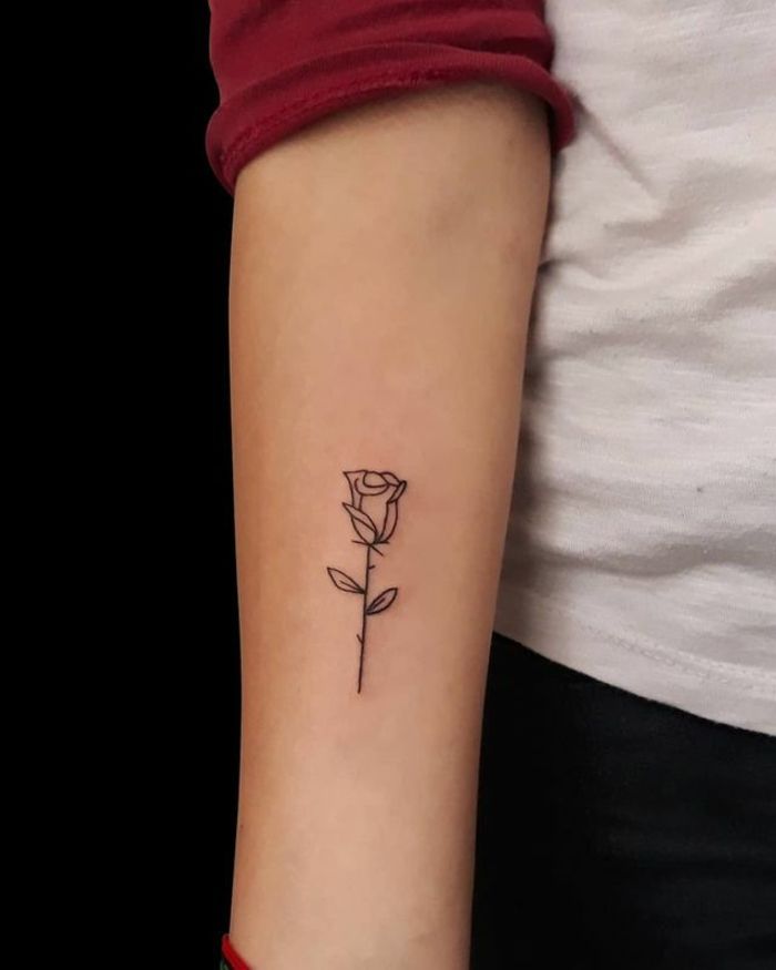 Tatouages de rosas para mujeres 46