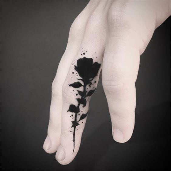 Tatouages de rosas para mujeres 26