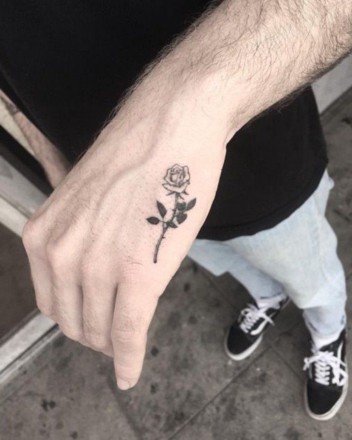 Tatuagens de rosas significado 6