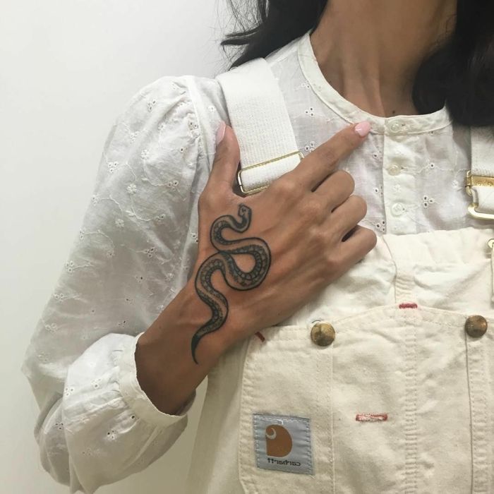 Tattoos of serpientes 55