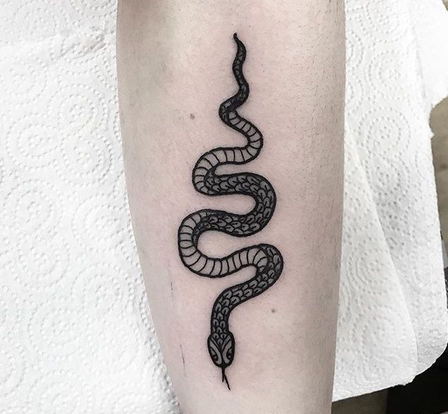 Tattoos of serpientes 9