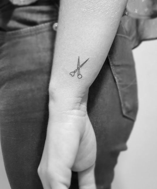 Tatuajes de tijeras 7