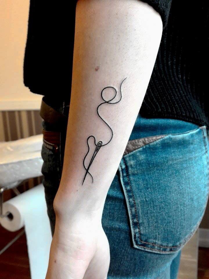 Tatuajes de tijeras 21