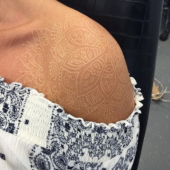 Tattoos of tinta blanca 20