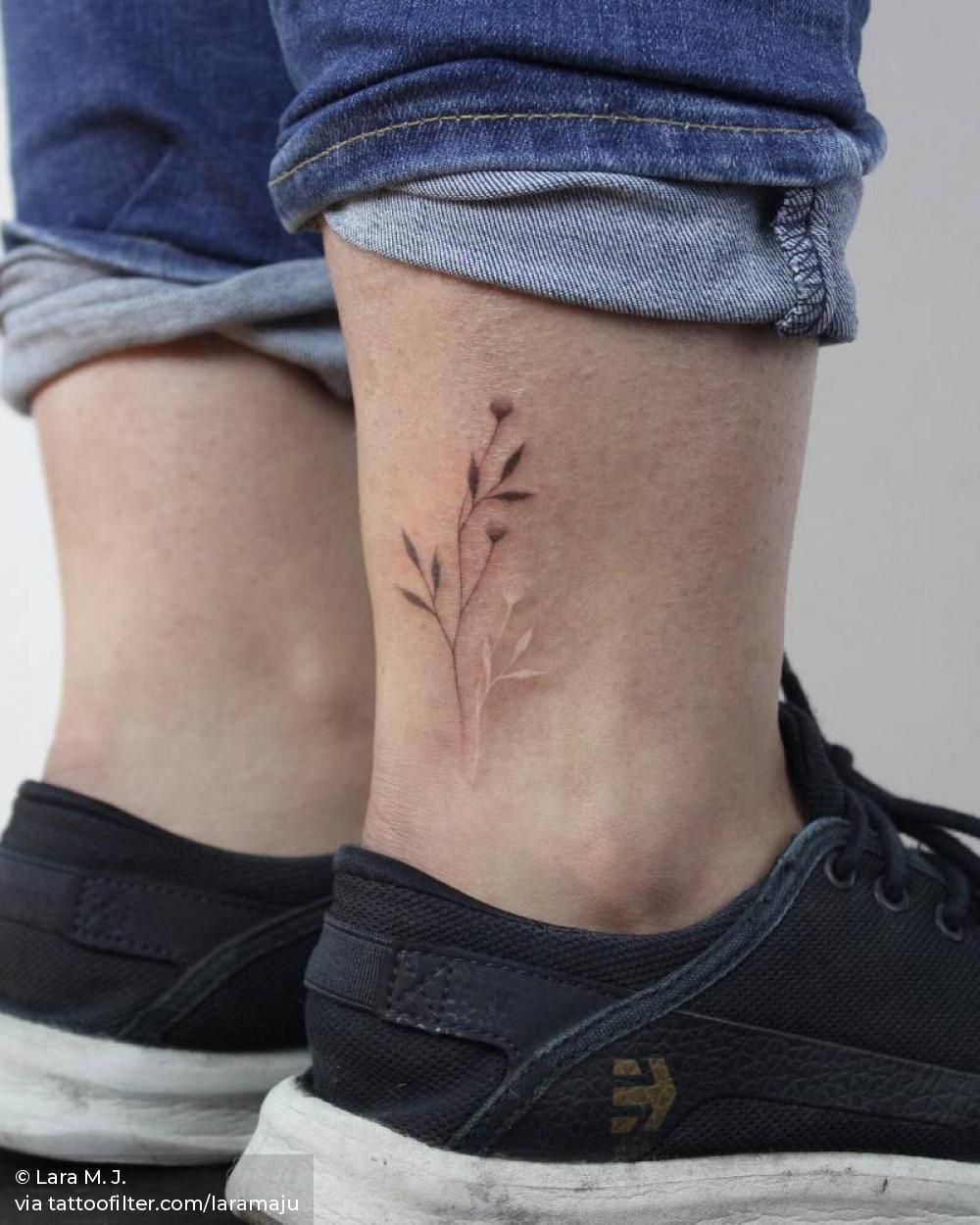 Tatuagens de tinta blanca