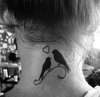 Tatuajes de tras de la oreja 6