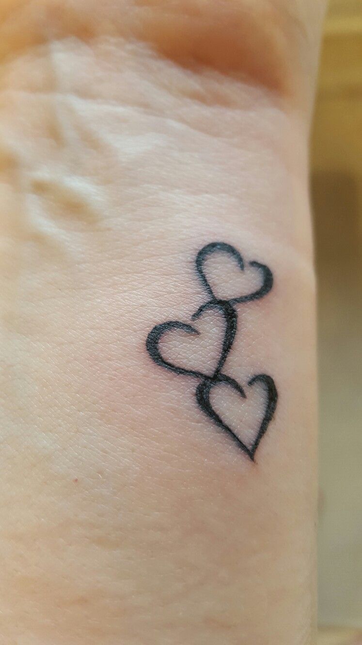 Tatouages de tres nombres 23