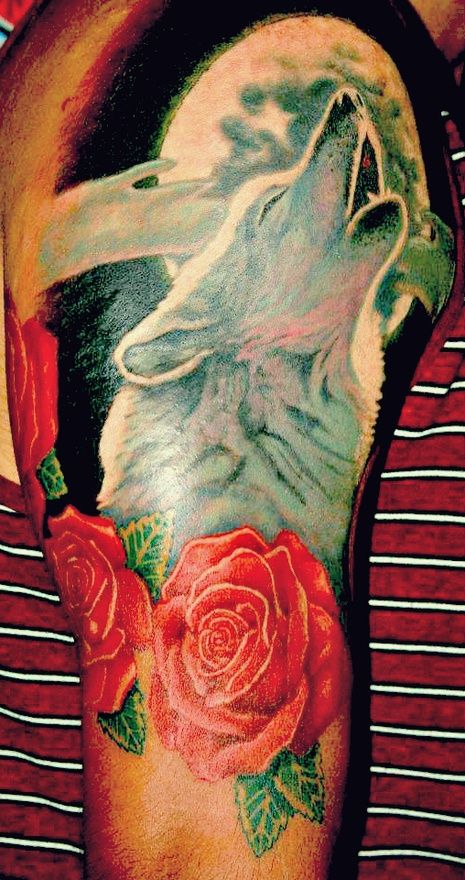 Tattoos of tres nombres en el brazo 12