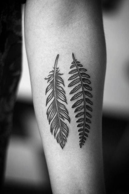Tattoos of tres nombres en el brazo 19