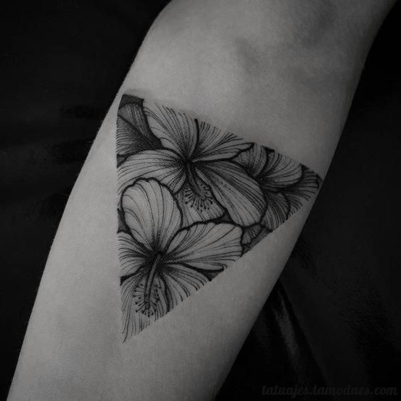 Tattoos von triangulos 11