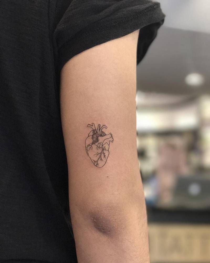 Tatouages de un corazon 33