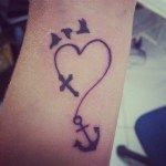 Tattoos von una cruz 40