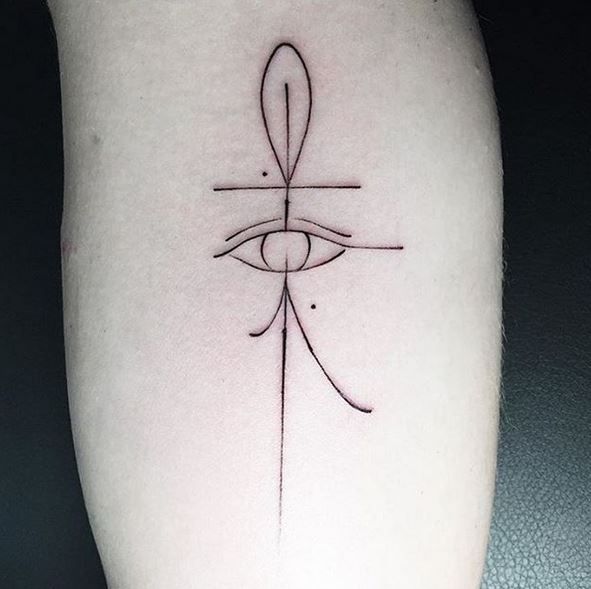Tattoos von una cruz 47