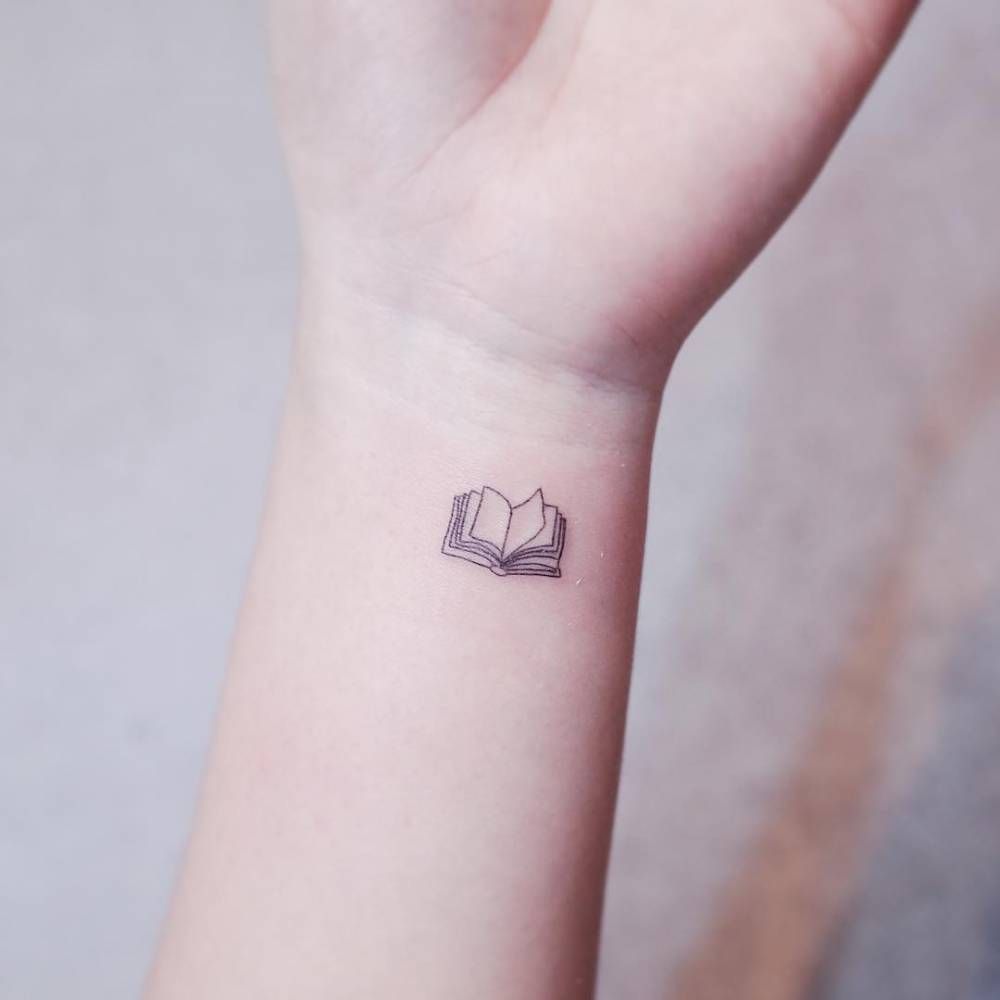 Tatuaggi di una linea 15