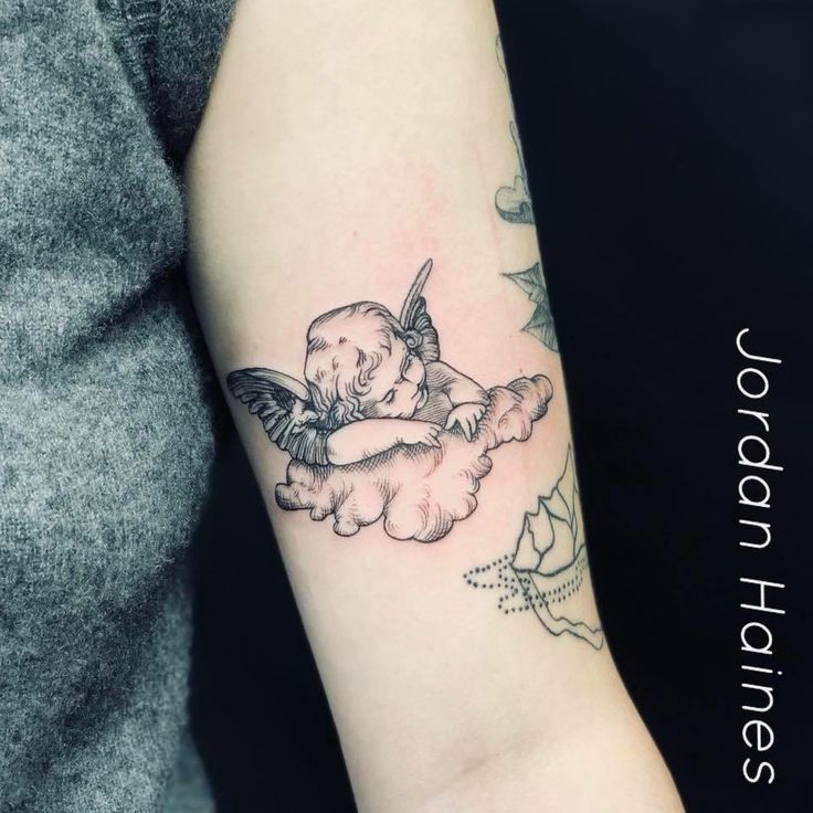 Tatuaggi di una linea 25