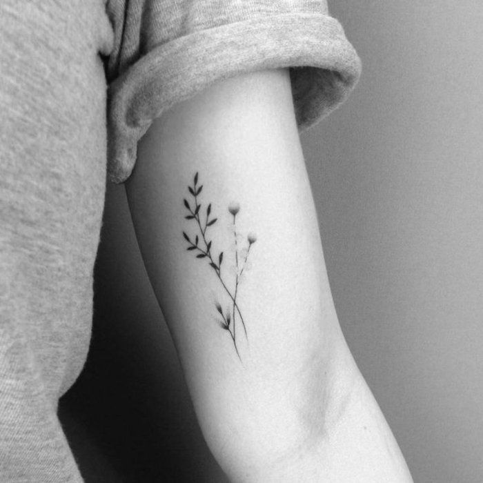 Tatuaggi di una linea 27