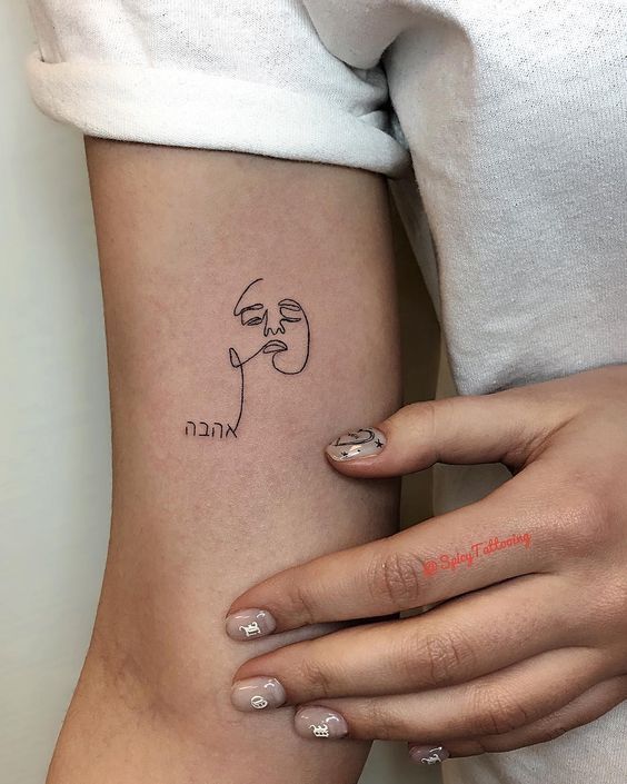 Tatuaggi di una linea 36
