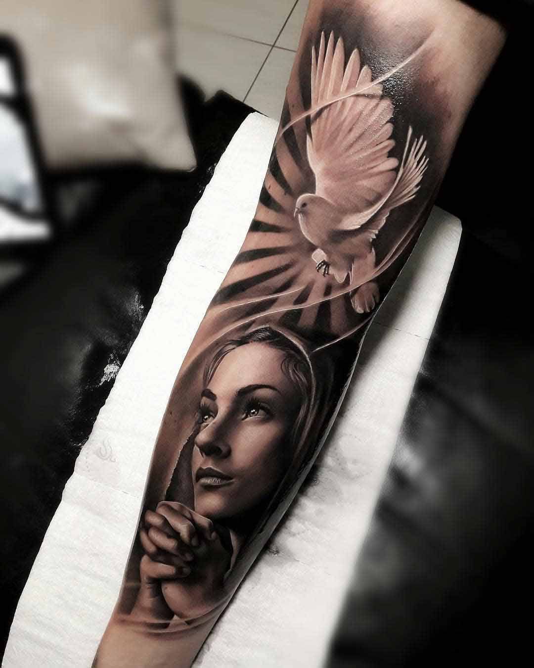 Tattoos of virgenes