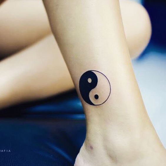 Tattoos von yin yang para amigas 7