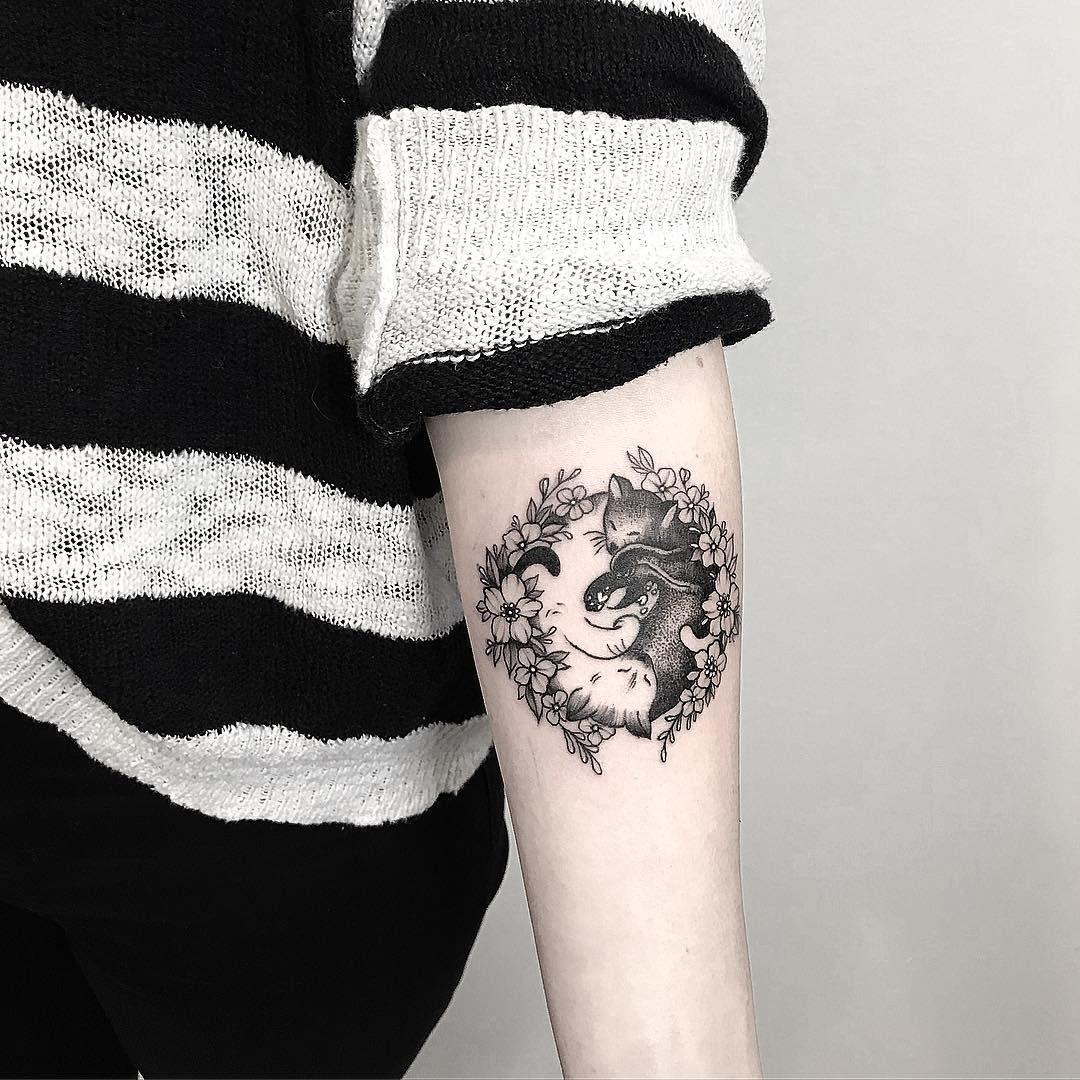 Tattoos von yin yang para amigas 29